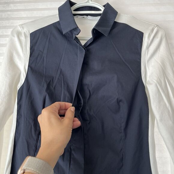 Akris Punto Exclusive for Saks Fifth Avenue Shirt color block navy-white, size 4 - Picture 2 of 8